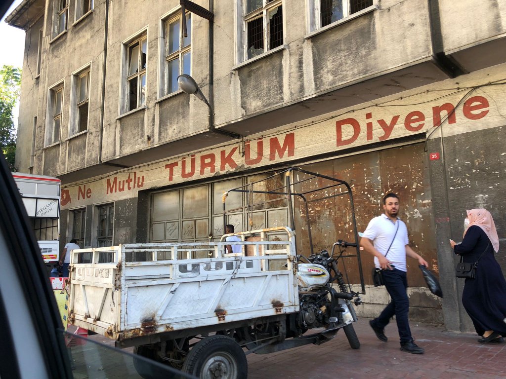 Die Türkei ächzt unter Erdogans Arabern