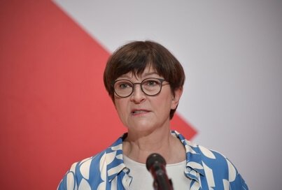Ist die Wiederwahl von Esken als SPD-Chefin Auto-Aggression?