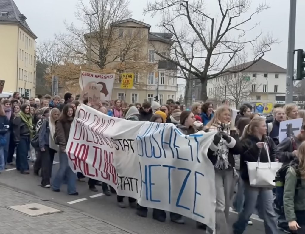 Die neuen Herrenmenschen – rot-grün statt braun